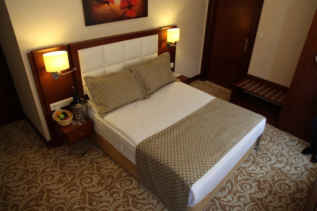 Asrin Business Hotel Kizilay Анкара Екстериор снимка
