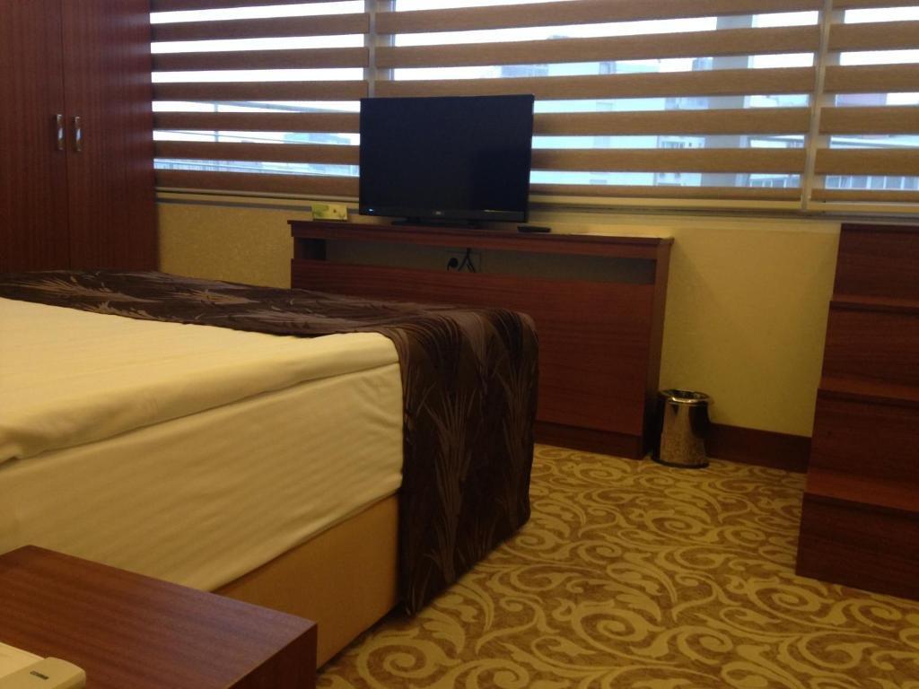 Asrin Business Hotel Kizilay Анкара Екстериор снимка