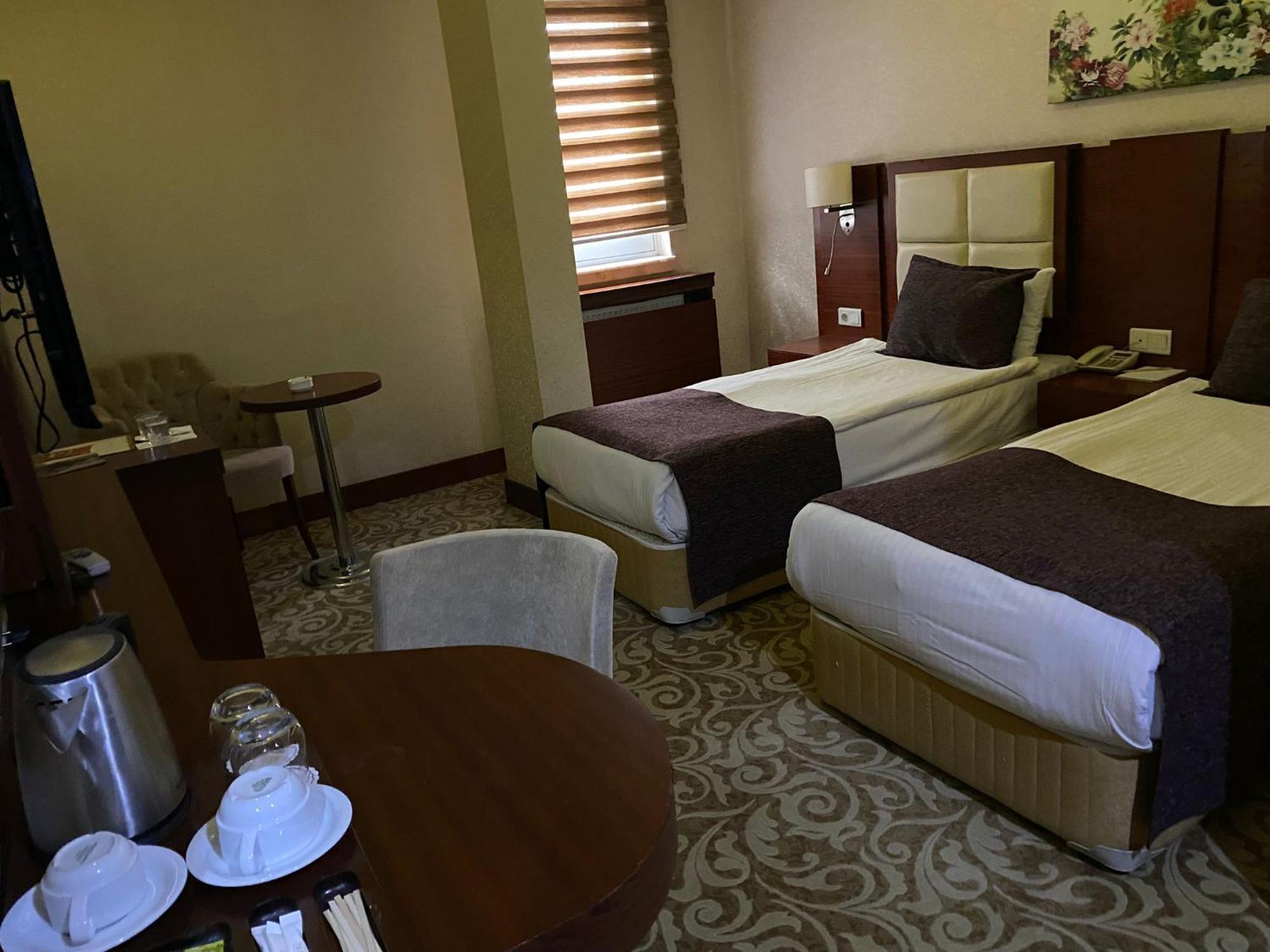 Asrin Business Hotel Kizilay Анкара Екстериор снимка