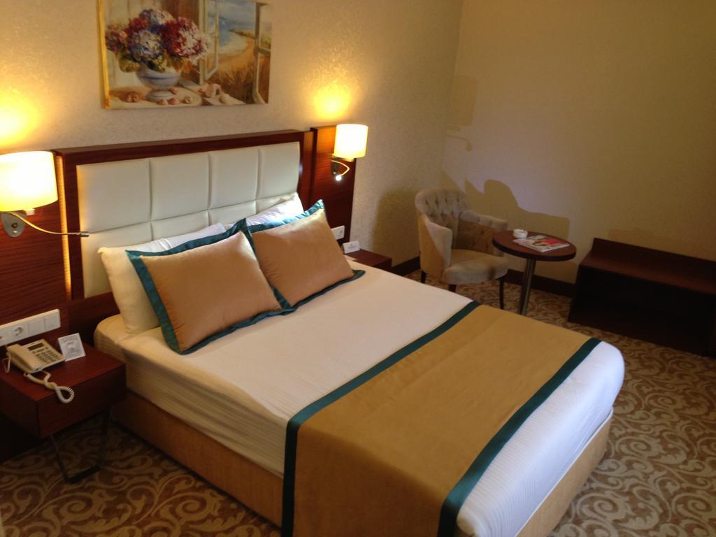 Asrin Business Hotel Kizilay Анкара Екстериор снимка